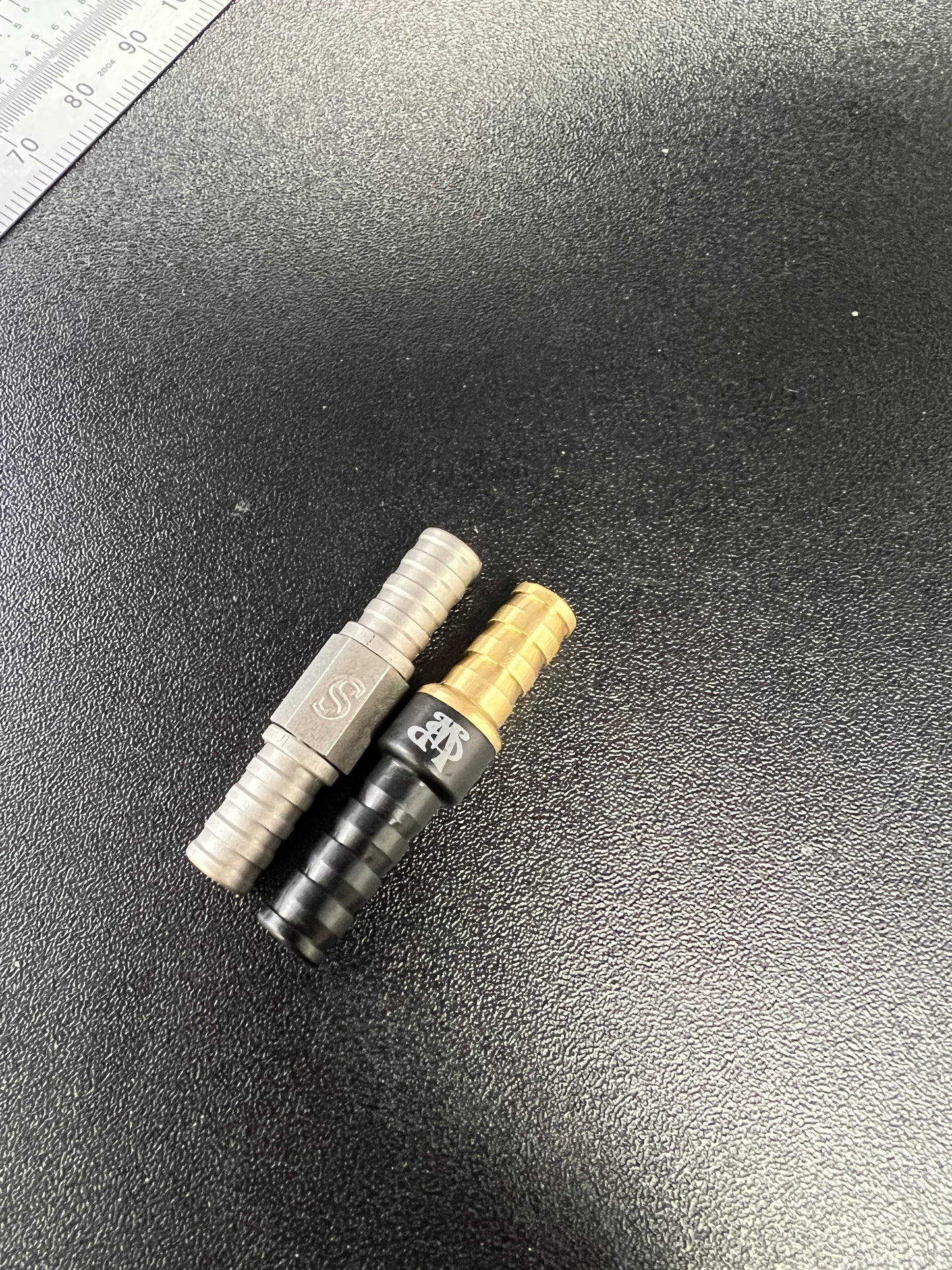 Swivel, Blohoz, Economy
