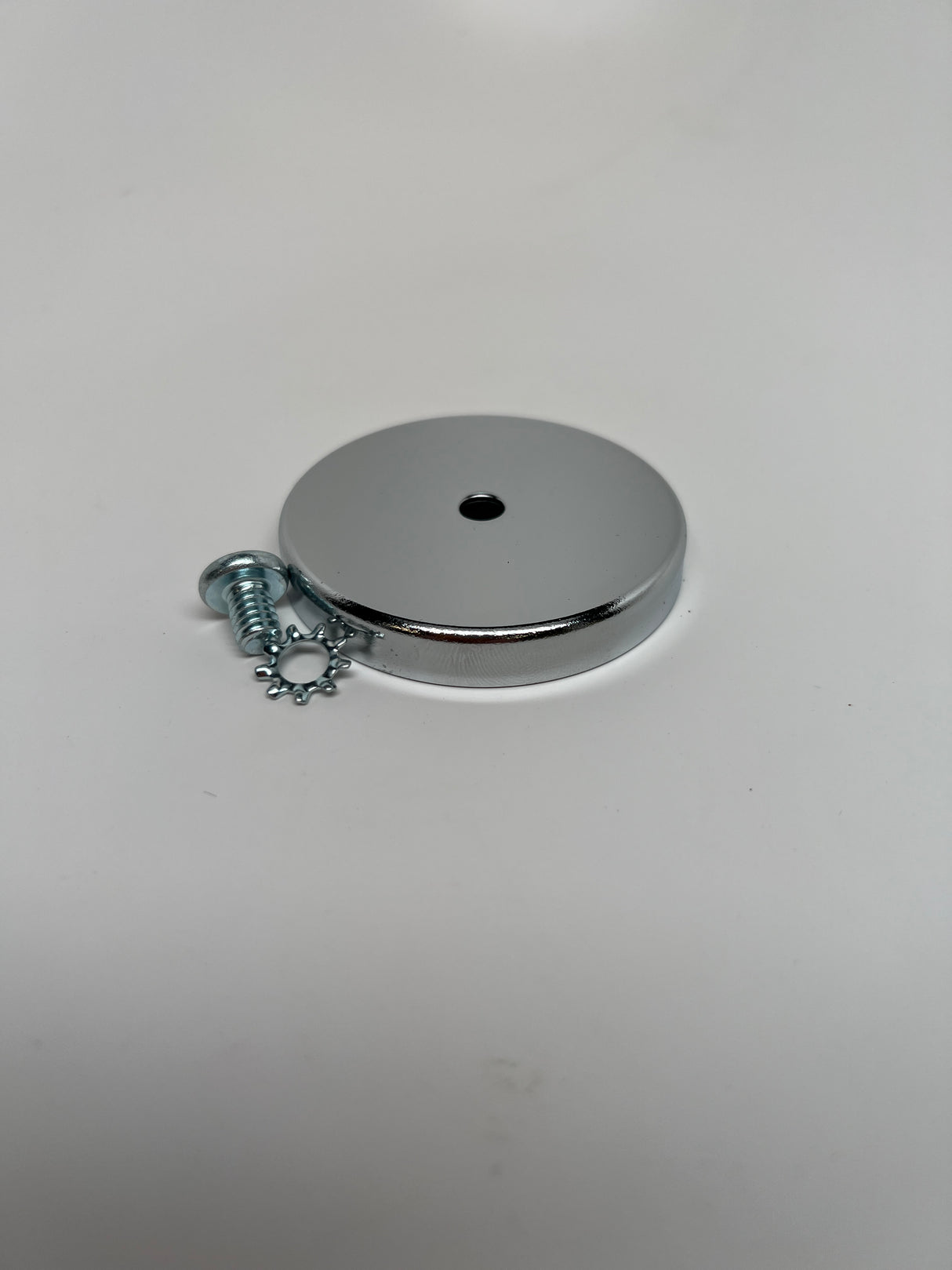 Magnet, Base